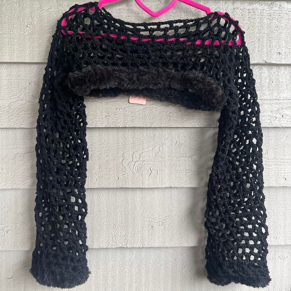Unbranded Women's Black Crop-top